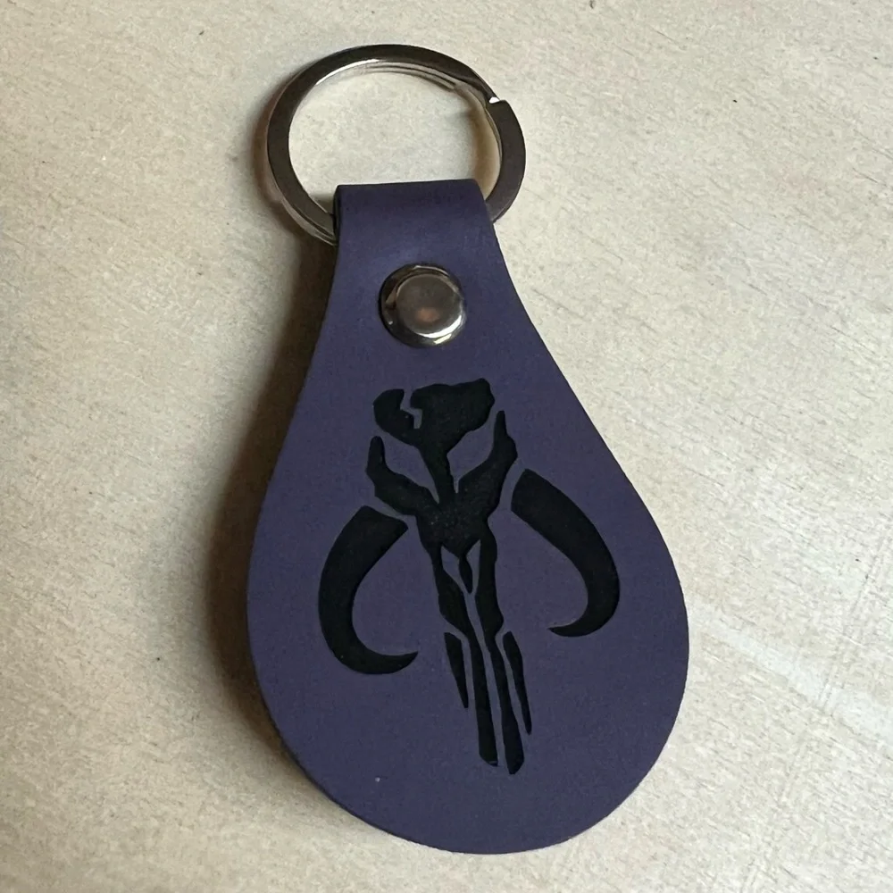 Mythosaur Skull leatherette keychain